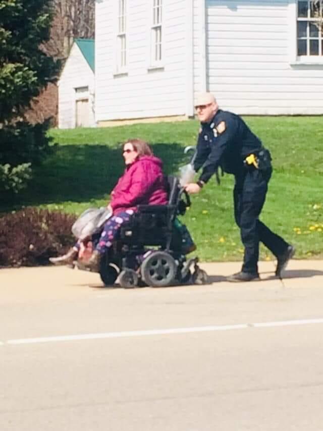 Fredonia Police Officer Helps Woman in Wheelchair Chautauqua Today