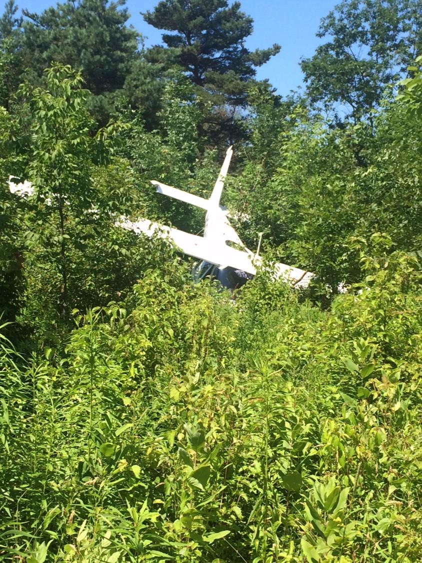 Pilot Escapes Serious Injury in Small Airplane Crash (UPDATE