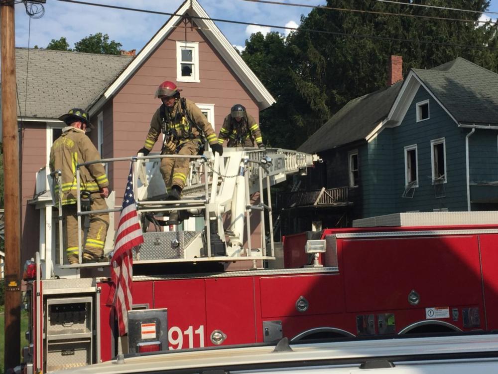 jamestown-firefighters-quell-fire-that-damage-apartment-house